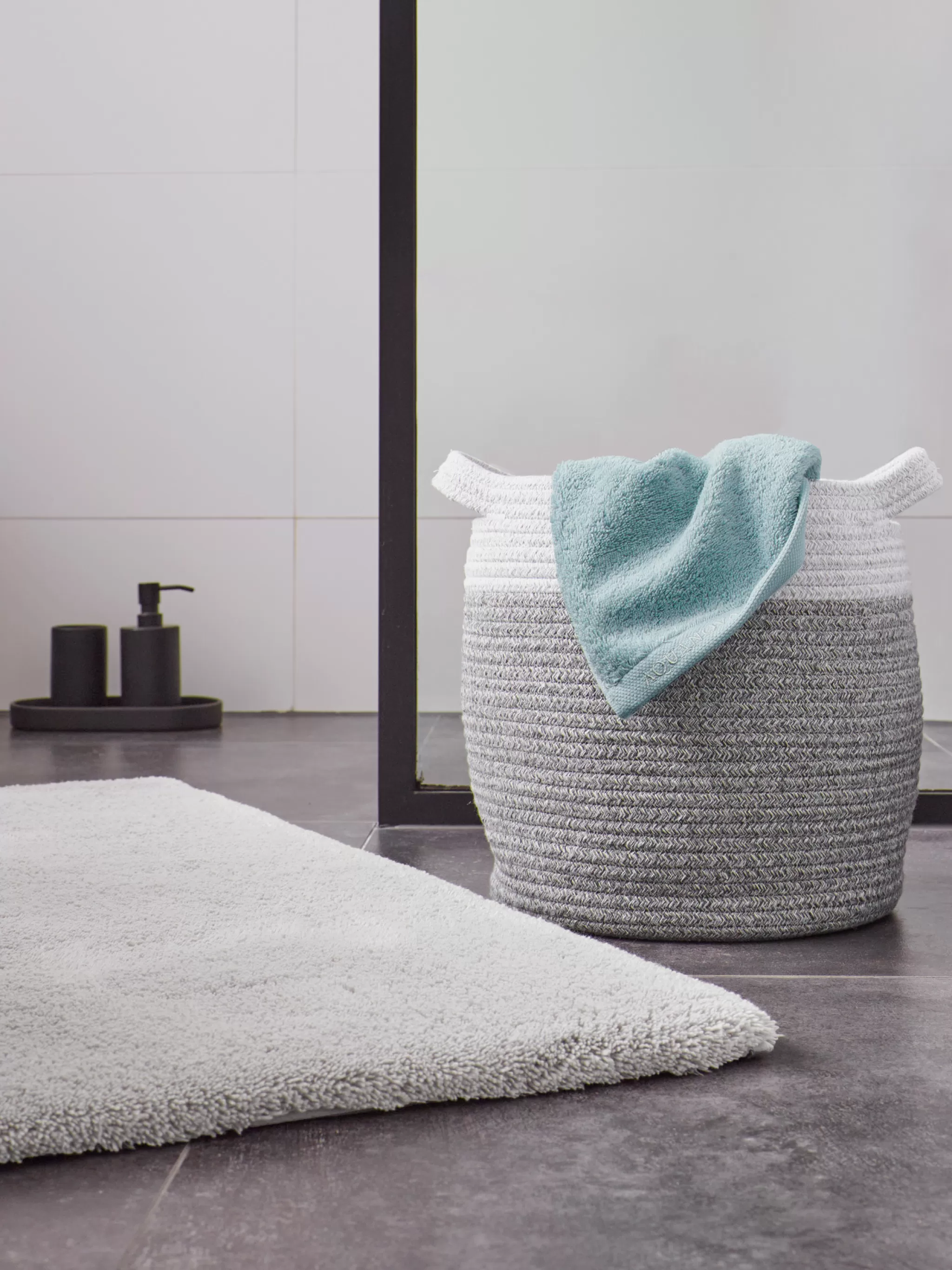 Aquanova Cotton*Bath Mat Alma Color Silver Gray (Almbm-95)