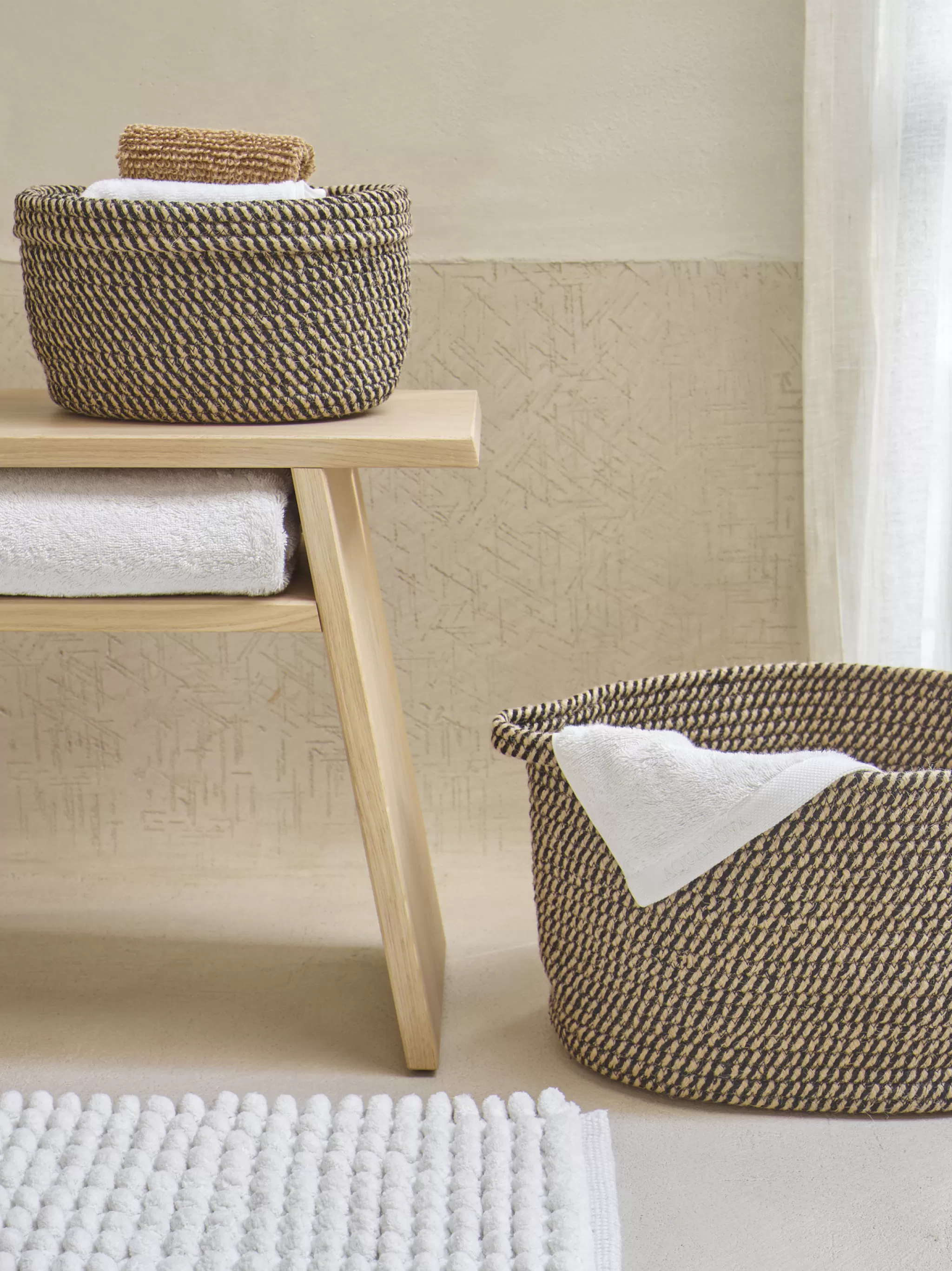 Aquanova Special*Bath Mat Axel Color Salt (Axebm-103)