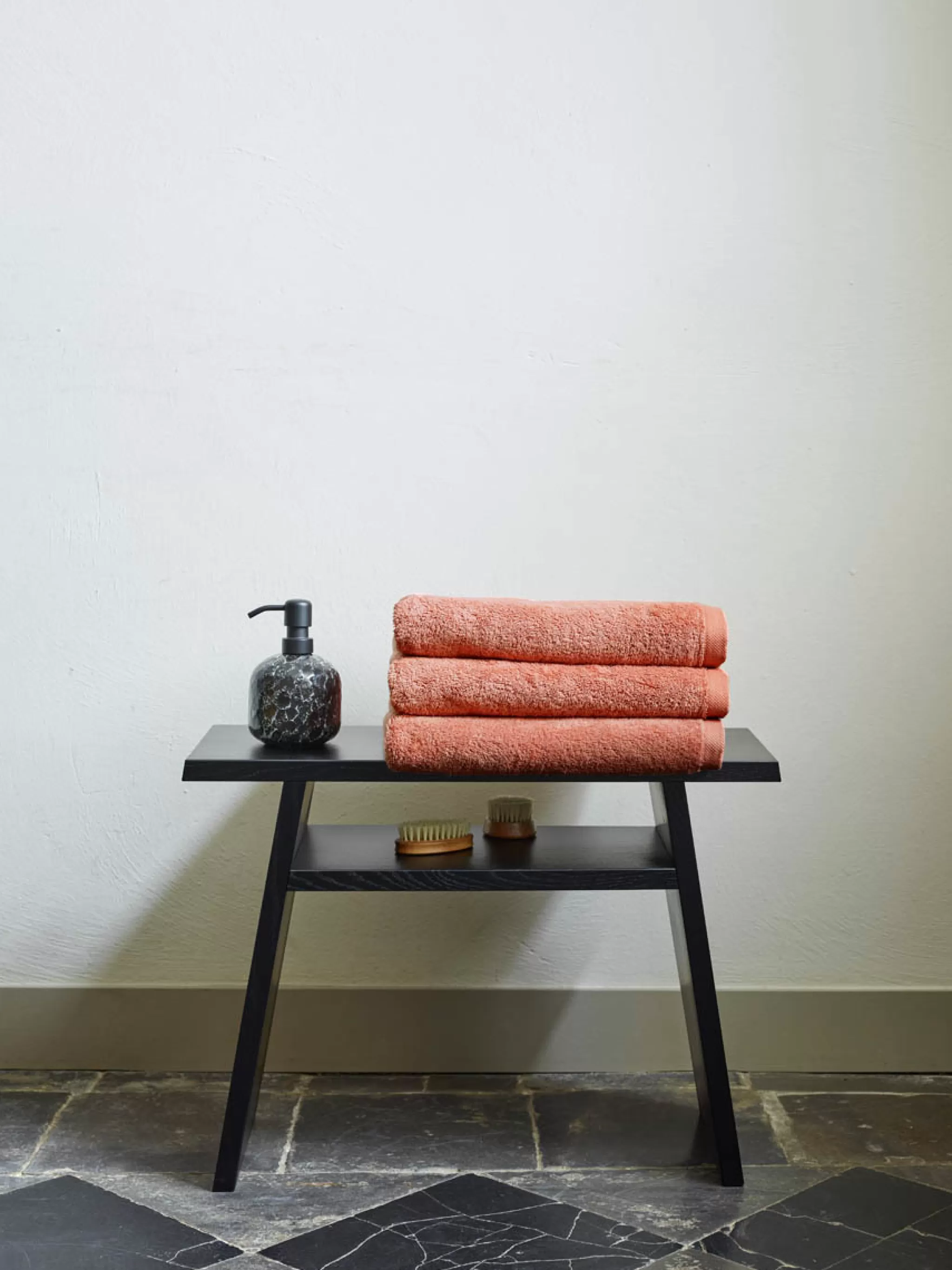 Aquanova London*Bath Textiles London Color Apricot (Lontw-193)
