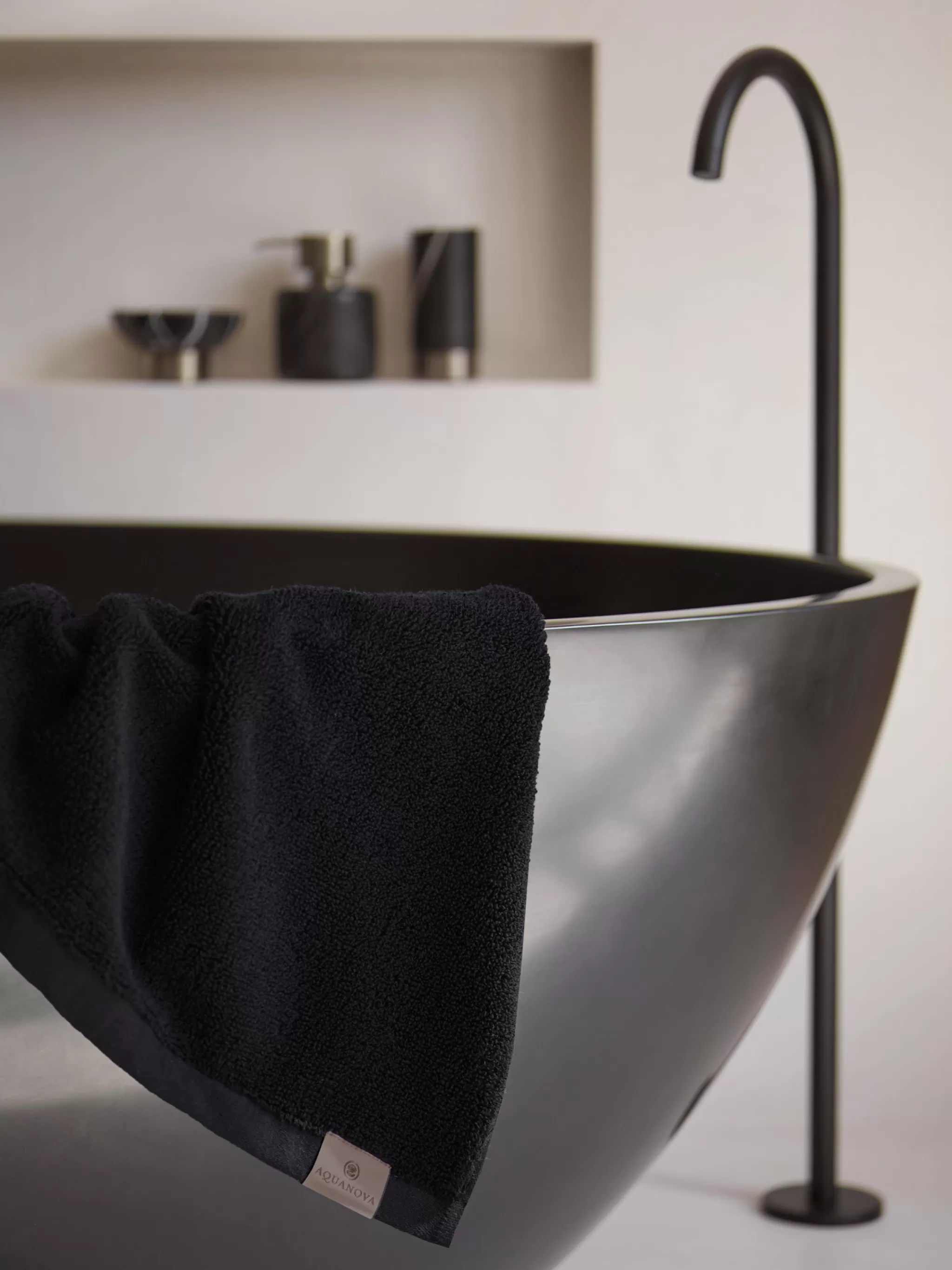 Aquanova Oslo*Bath Textiles Oslo Color Black, Black (Osltw-09)