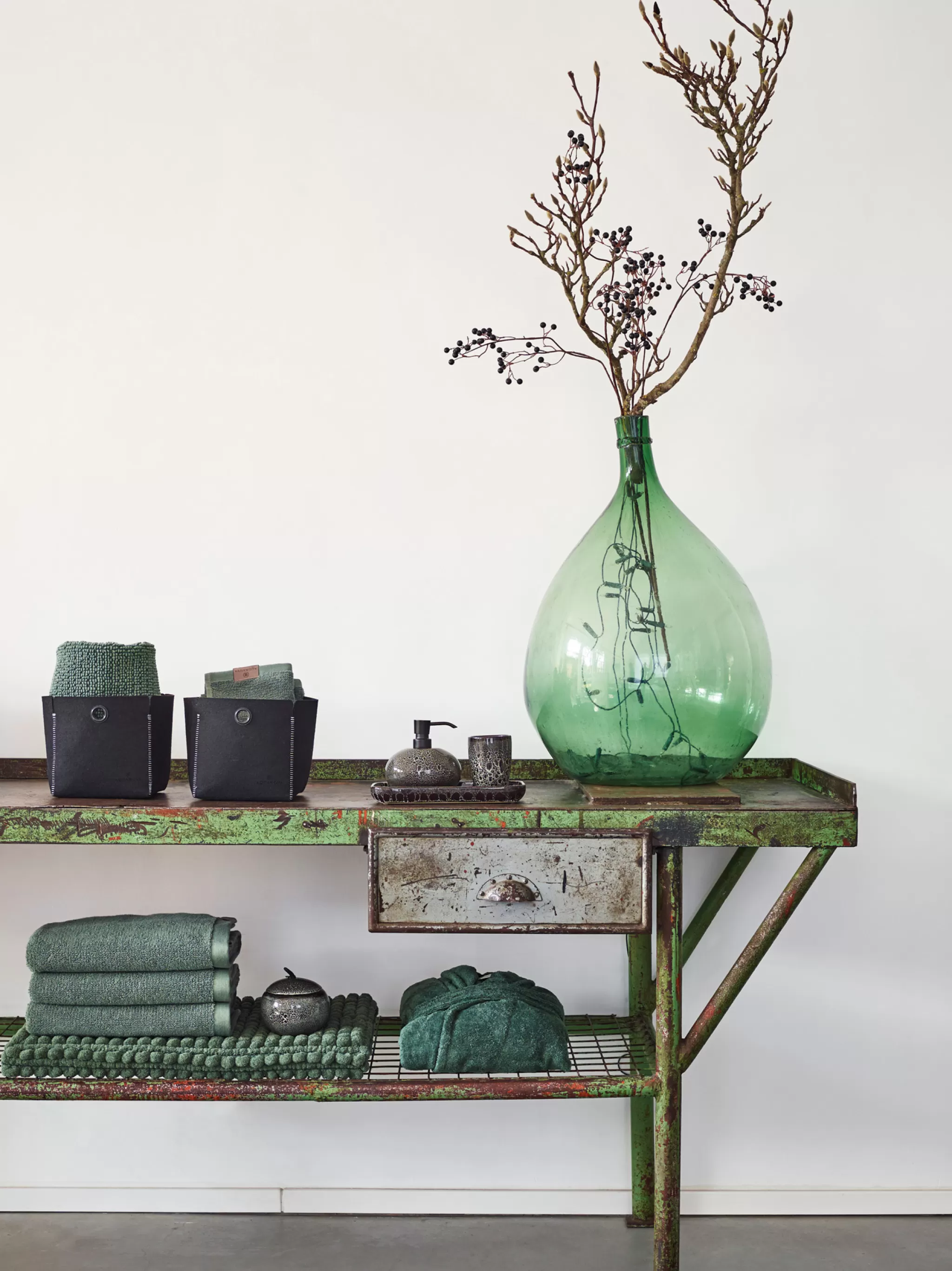 Aquanova Oslo*Bath Textiles Oslo Color Willow, Green (Osltw-116)