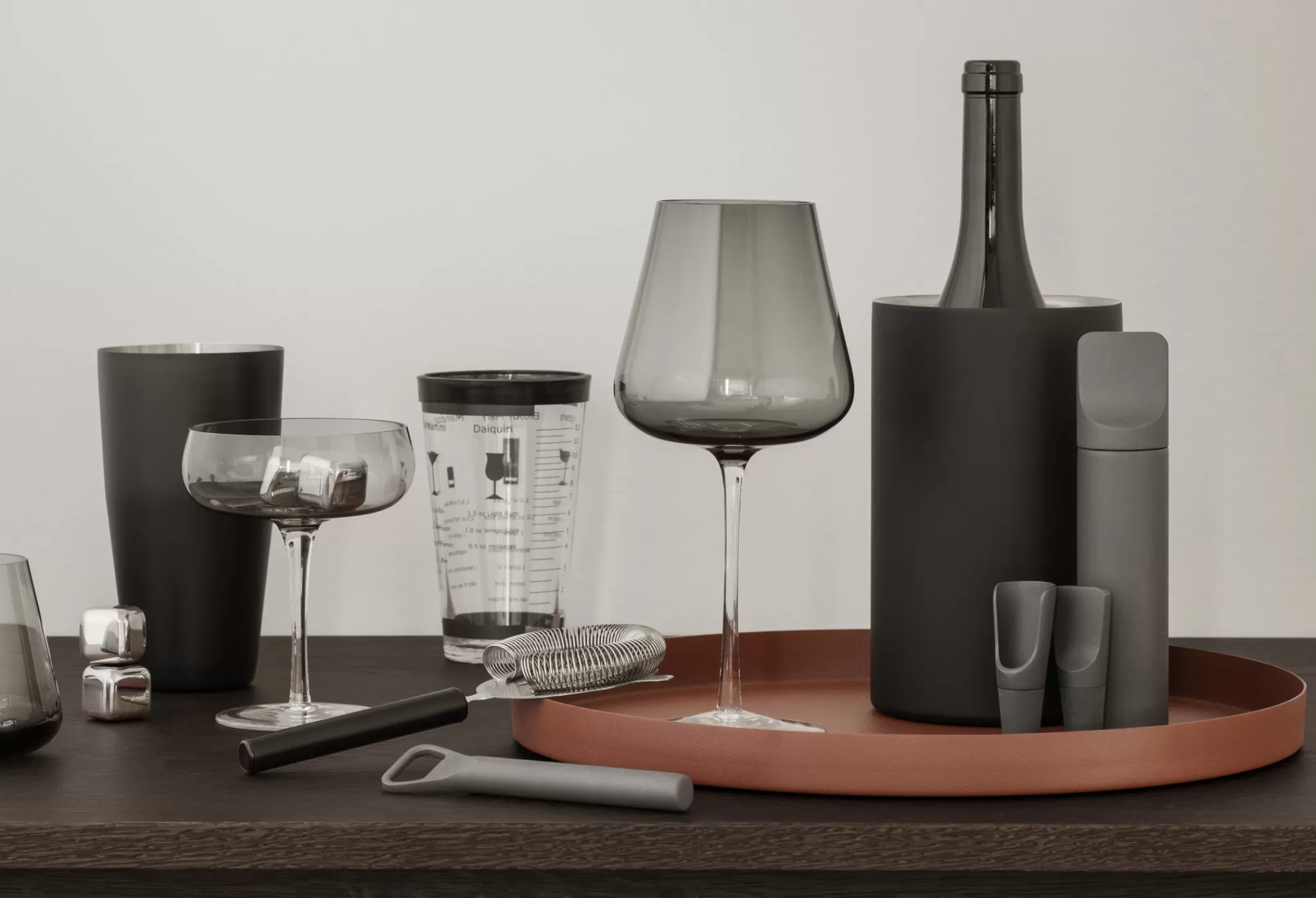 Blomus Wine Accessories*Ilo Wine Pourer Color Magnet - 64261