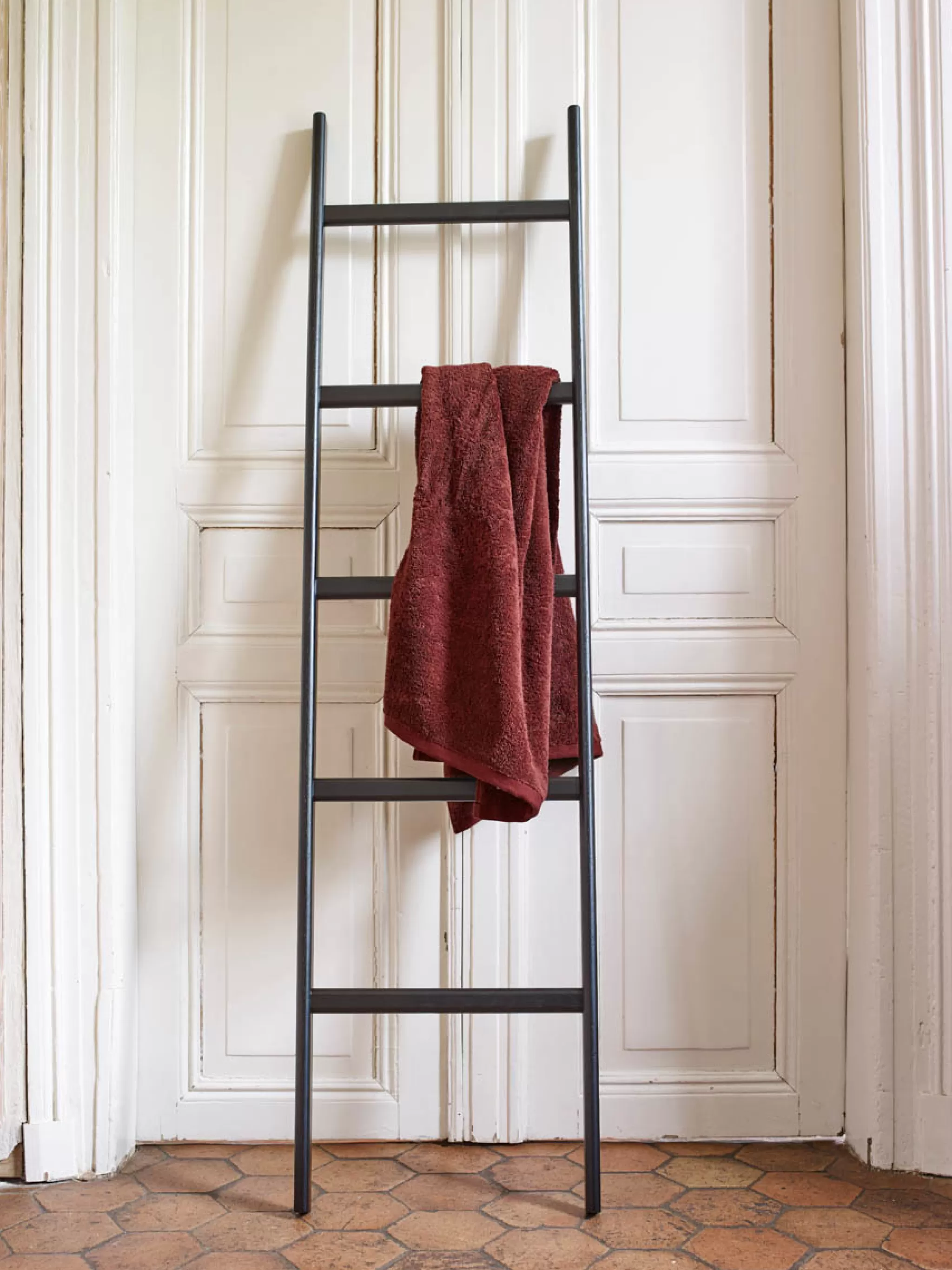 Aquanova Towel Rack*Oak Towel Ladder Mink Color Black (Mintll-09)