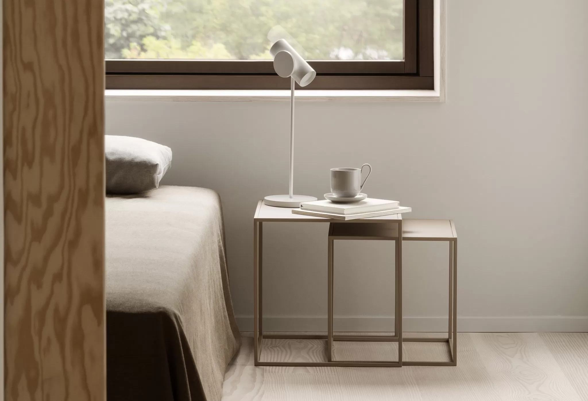 Blomus Lighting*Stage Led Table Lamp Lily White (66180) Height 44 Cm