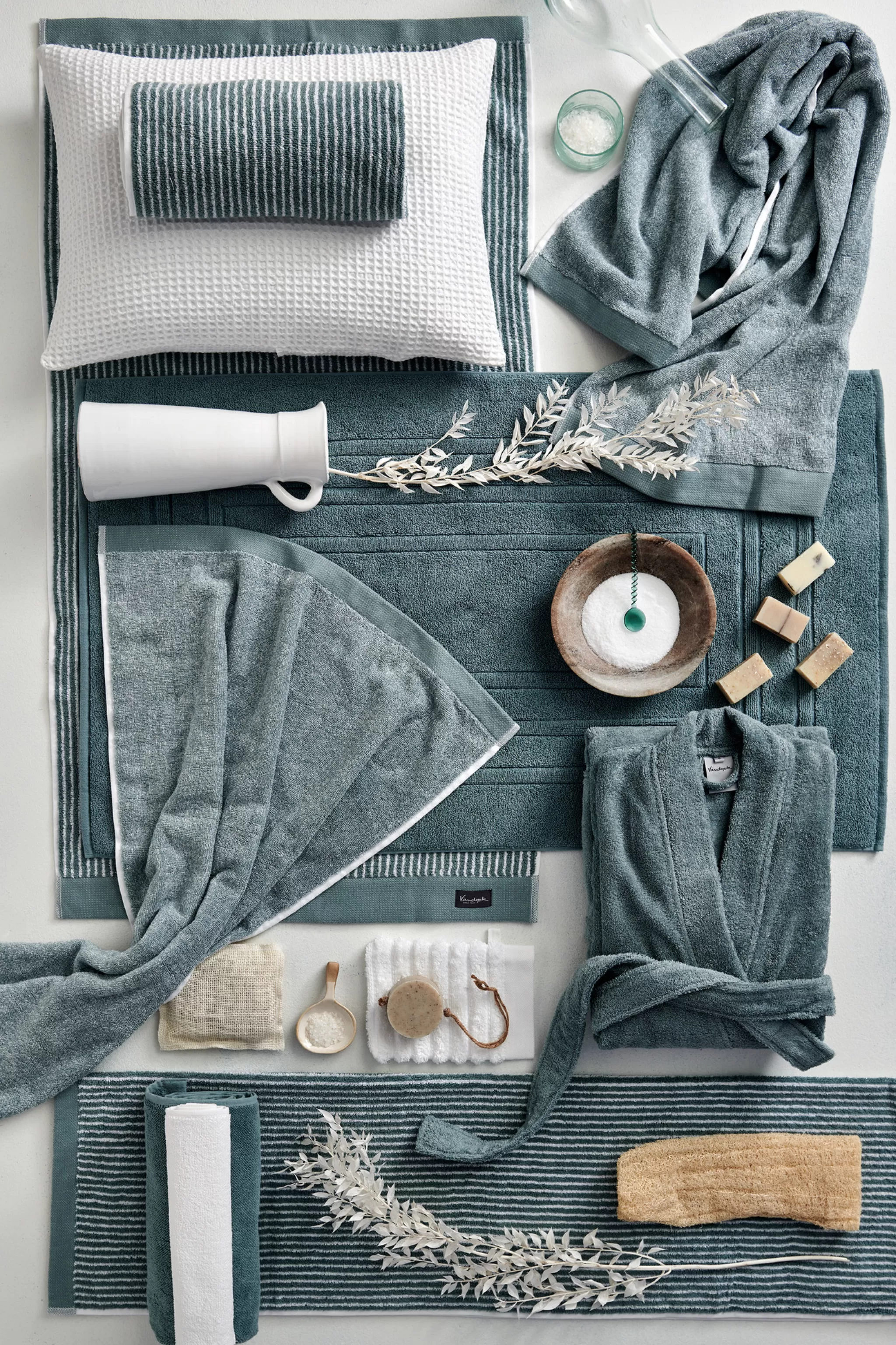 Vandyck Home*Towel Home Mouline Color Pearl Blue (Bakc18201)