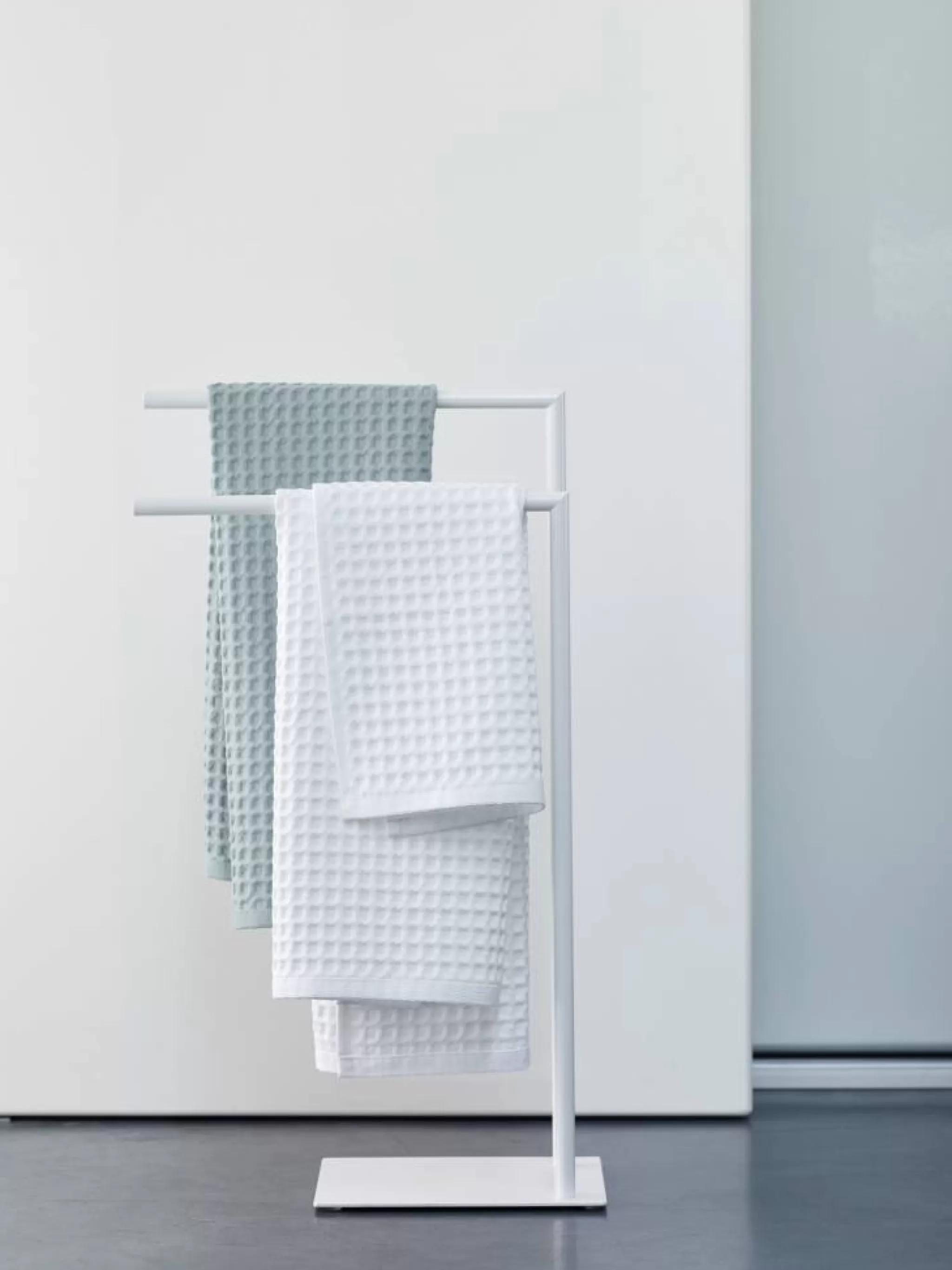 Aquanova Towel Rack*Towel Rack Epic 43 Cm (Height 81 Cm) Color White (Epitlh-43)