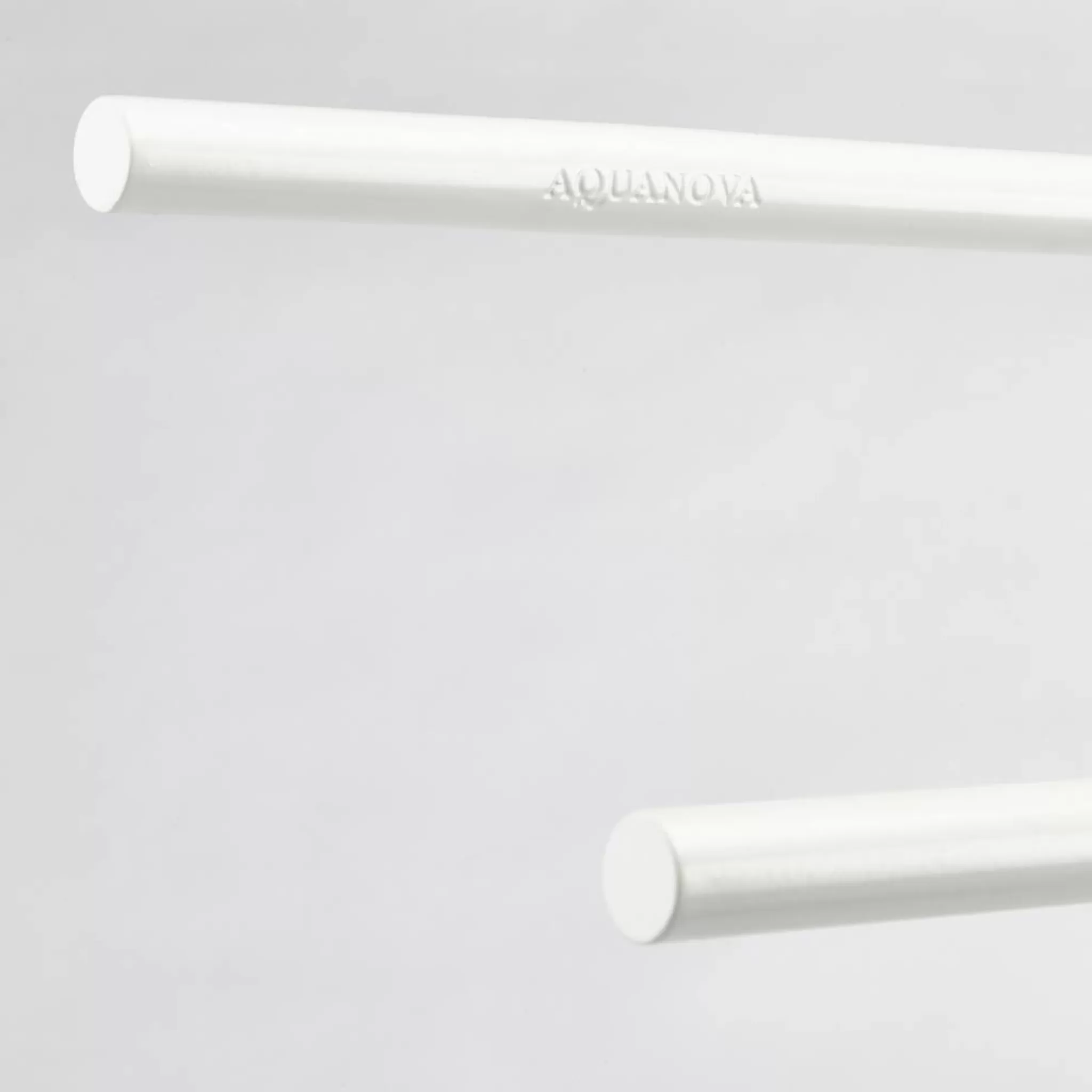 Aquanova Towel Rack*Towel Rack Epic 43 Cm (Height 81 Cm) Color White (Epitlh-43)